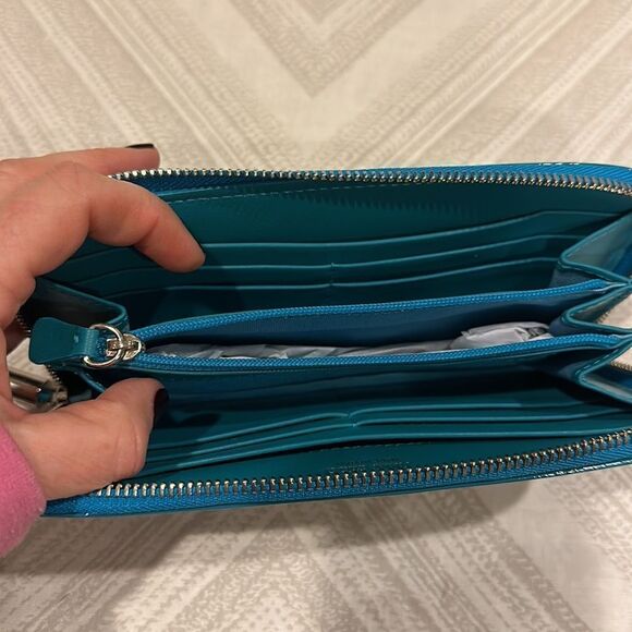 JIMMY CHOO FILLIPA STAR STUDDED LEATHER ZIP AROUND LARGE WALLET - Picture 6 of 9